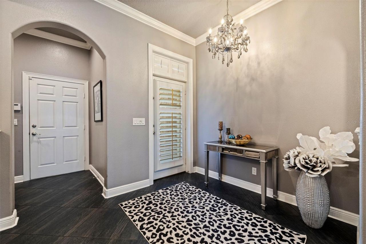 618 Saxony Boulevard , Saint Petersburg, FL 33716 Photo