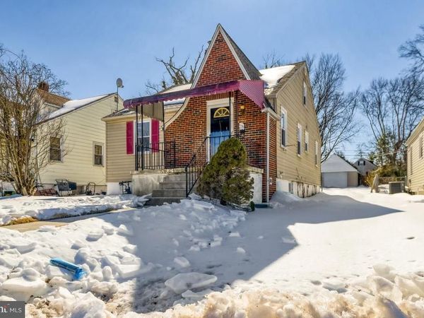 2515 CREIGHTON AVENUE, PARKVILLE, MD 21234