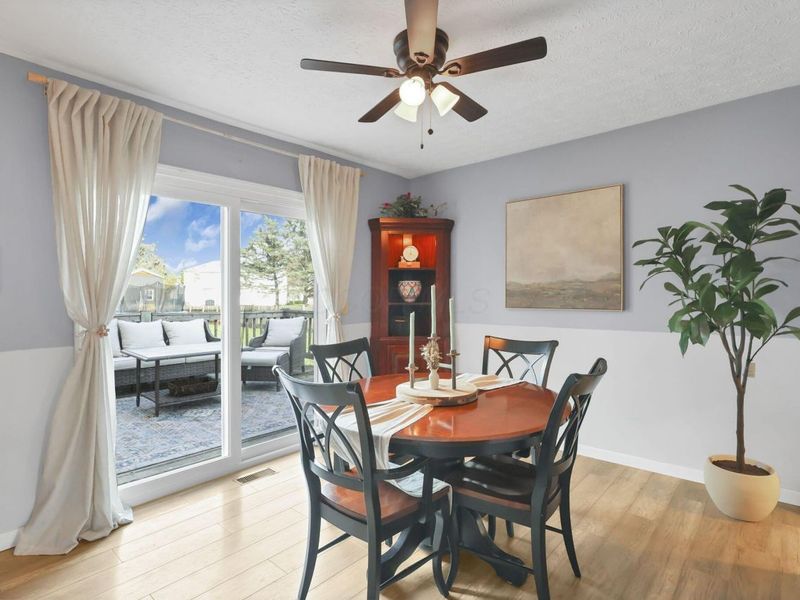 3064 Meadowsglen Court, Dublin, OH 43017 Photo 12