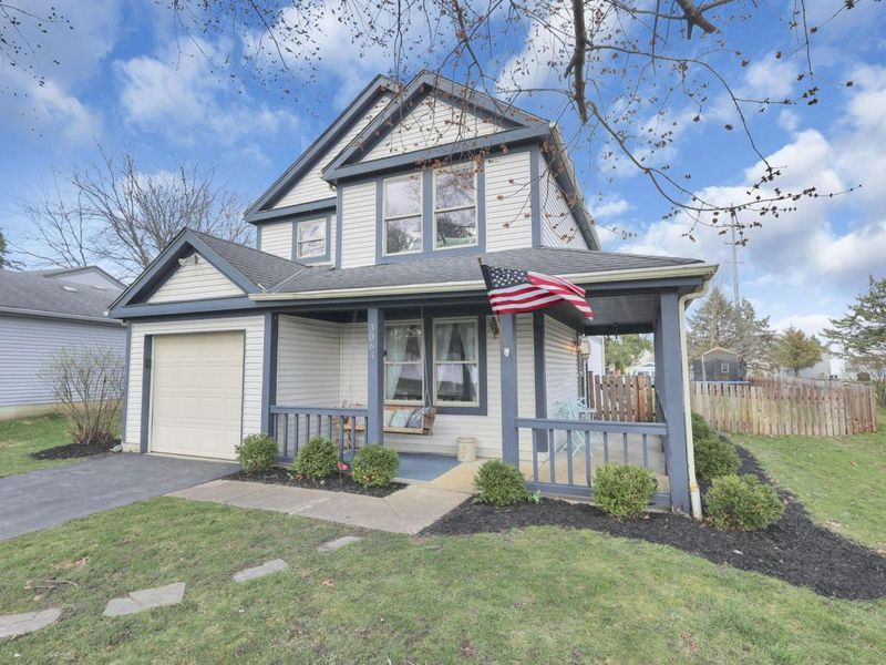 3064 Meadowsglen Court, Dublin, OH 43017 Photo 2