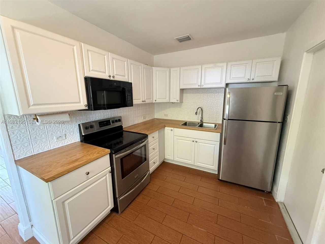 294 NE 57th St, Miami, FL 33137 Photo