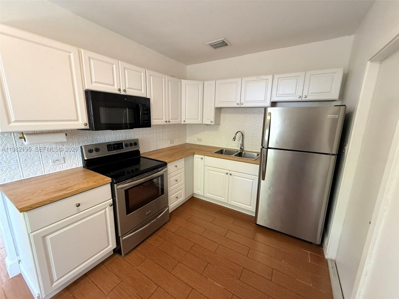 294 NE 57th St, Miami, FL 33137 Photo