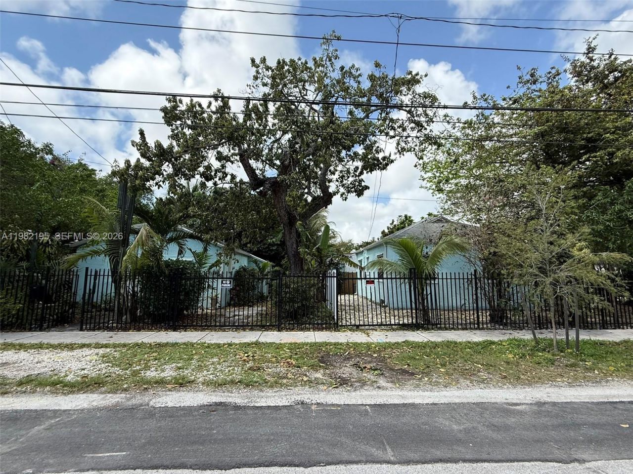 294 NE 57th St, Miami, FL 33137 Photo