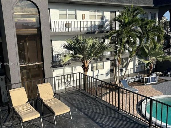 1100 NE 9th Ave , Unit 203, Fort Lauderdale, FL 33304