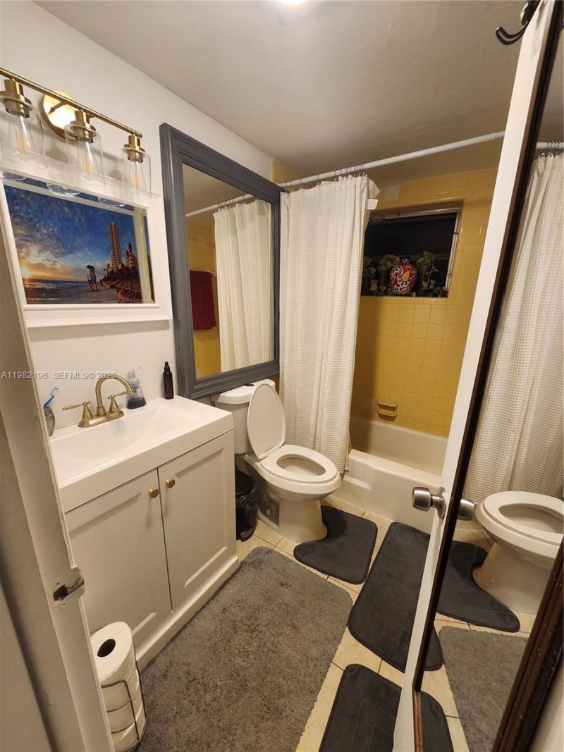 1100 NE 9th Ave , Unit 203, Fort Lauderdale, FL 33304 Photo