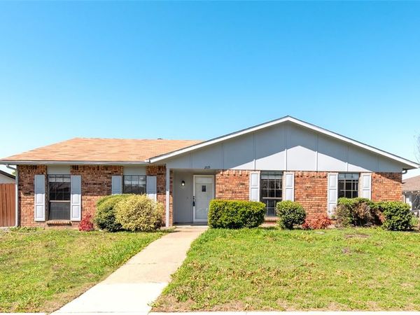 2119 Meadfoot Road, Carrollton, TX 75007
