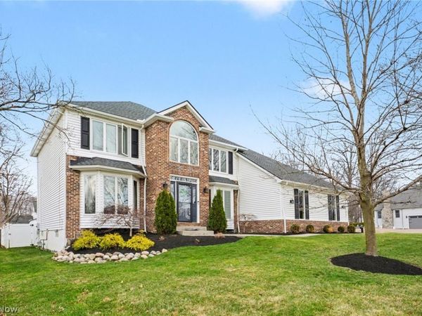 20144 Winding Trail , Strongsville, OH 44149