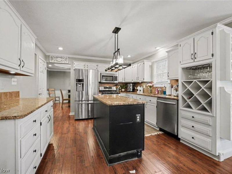 20144 Winding Trail, Strongsville, OH 44149 Photo 8