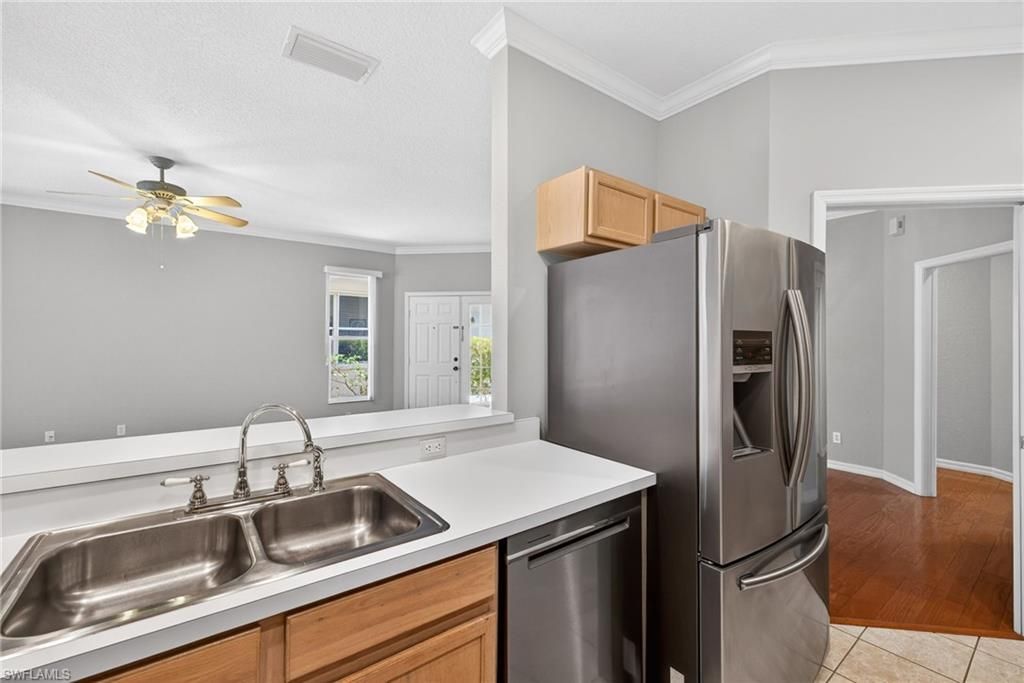 599 Crossfield Cir, Unit 35, Naples, FL 34104 Photo