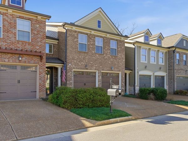 922 Silkwood Cir , Nashville, TN 37221