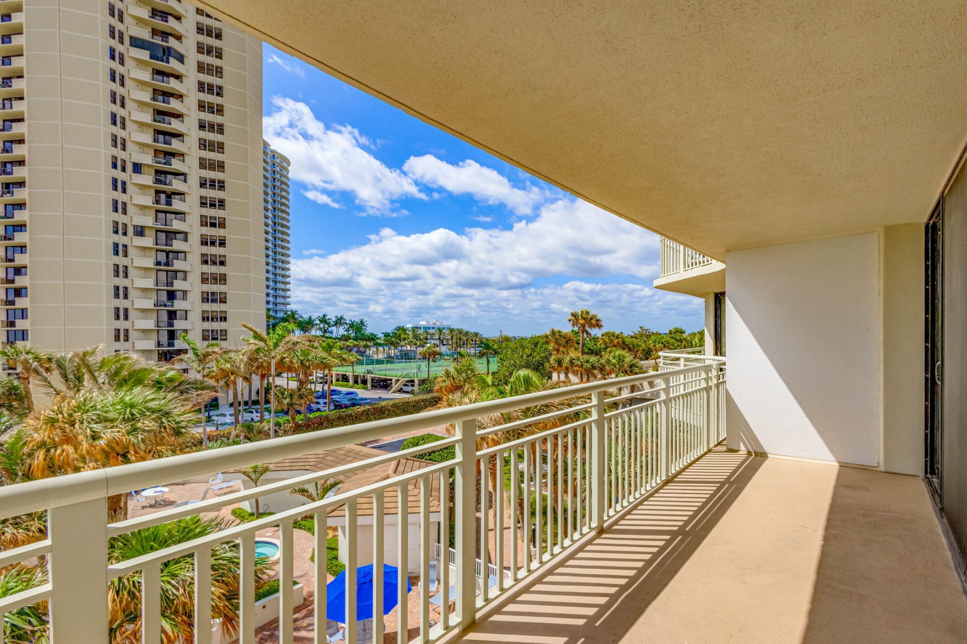 3000 N Ocean Drive, Unit 4g, Singer Island, FL 33404 Photo
