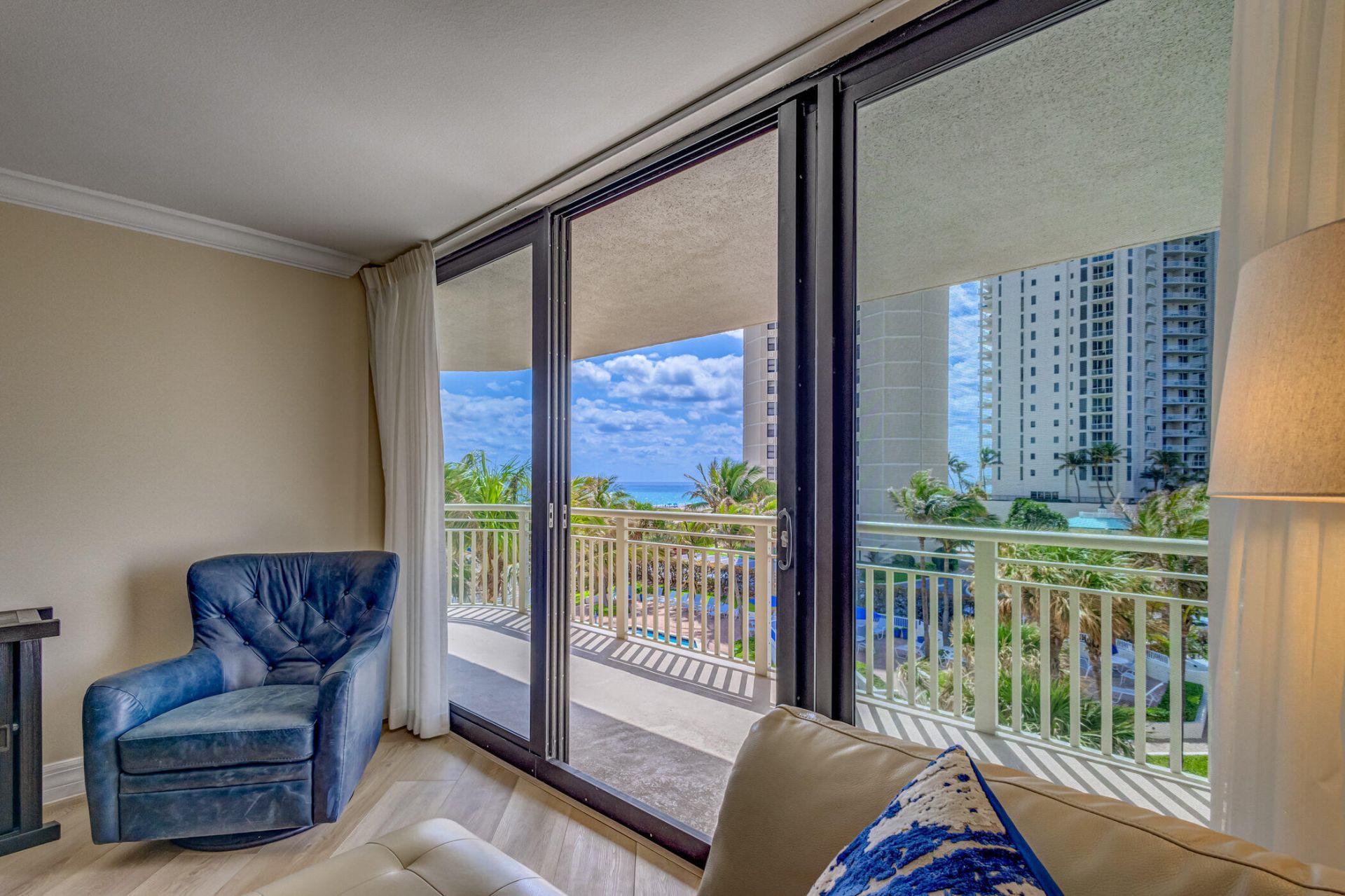3000 N Ocean Drive, Unit 4g, Singer Island, FL 33404 Photo