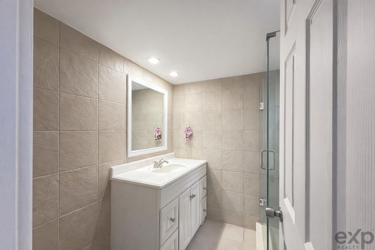 1008 10th Way, West Palm Beach, FL 33407 Photo