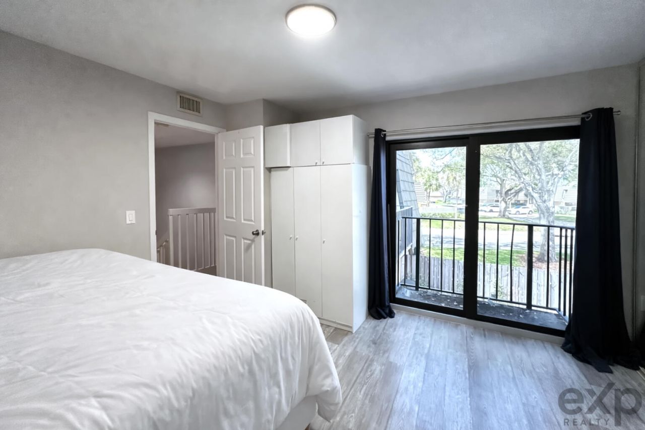 1008 10th Way, West Palm Beach, FL 33407 Photo