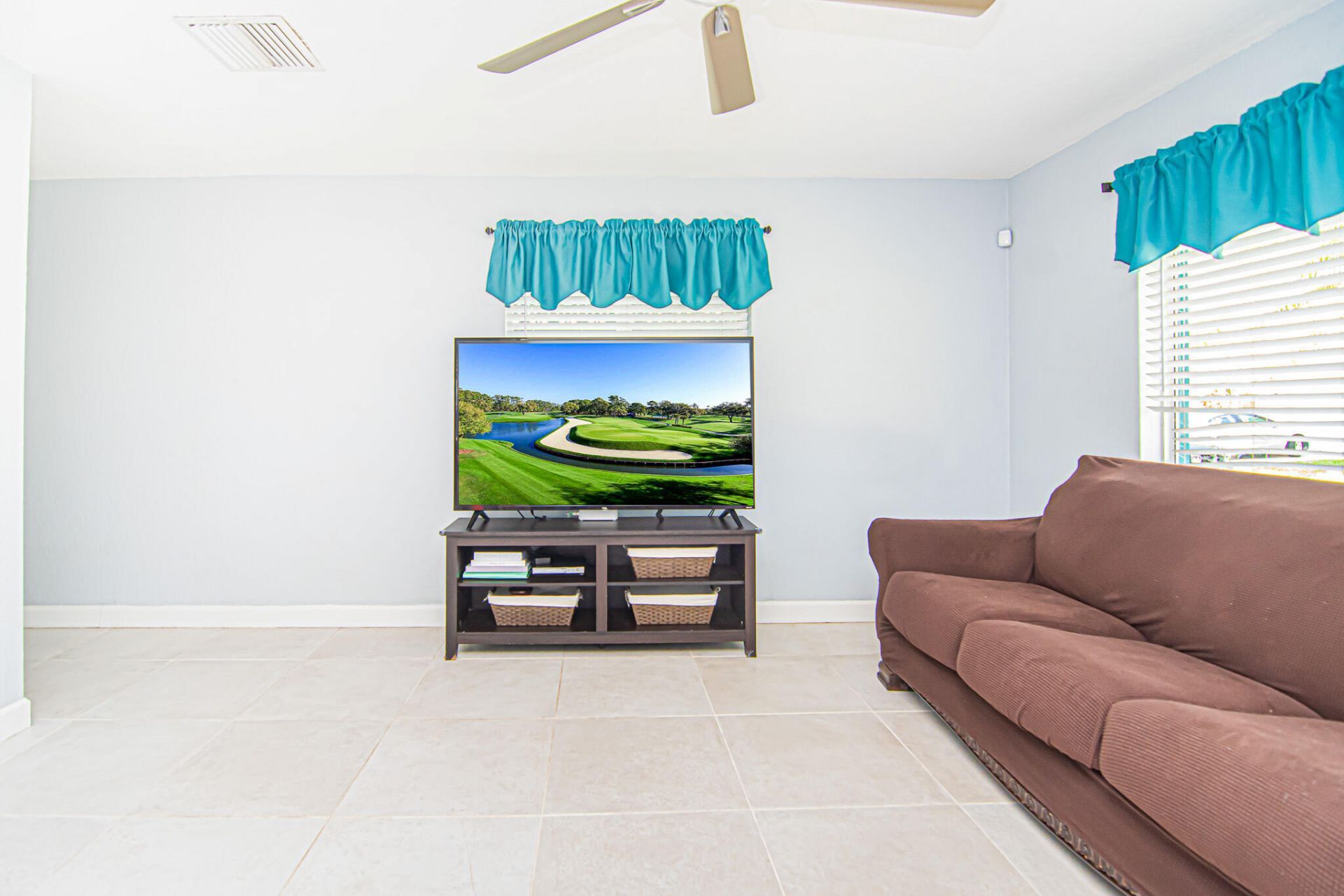 5711 NW 48th Avenue, Tamarac, FL 33319 Photo