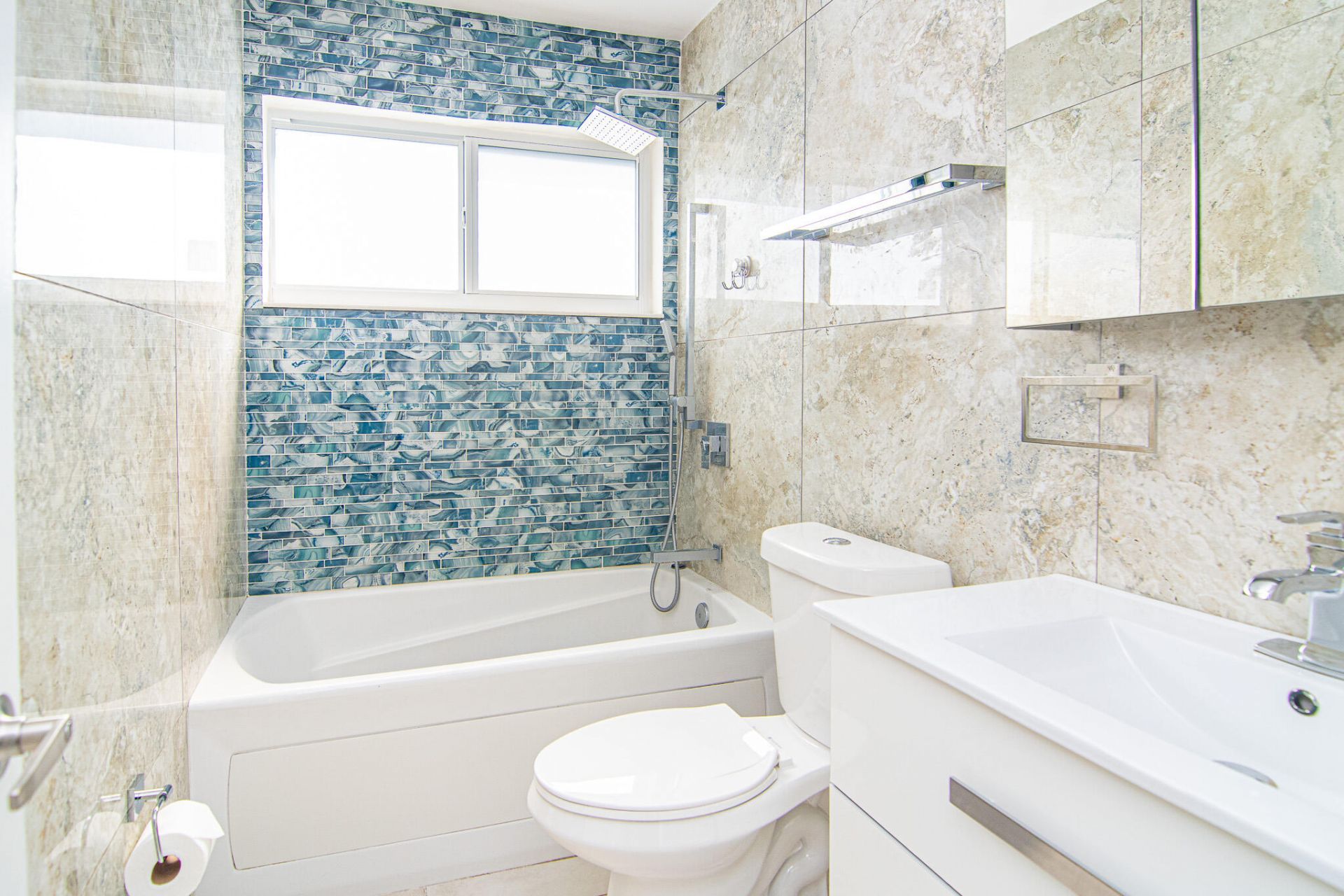 5711 NW 48th Avenue, Tamarac, FL 33319 Photo