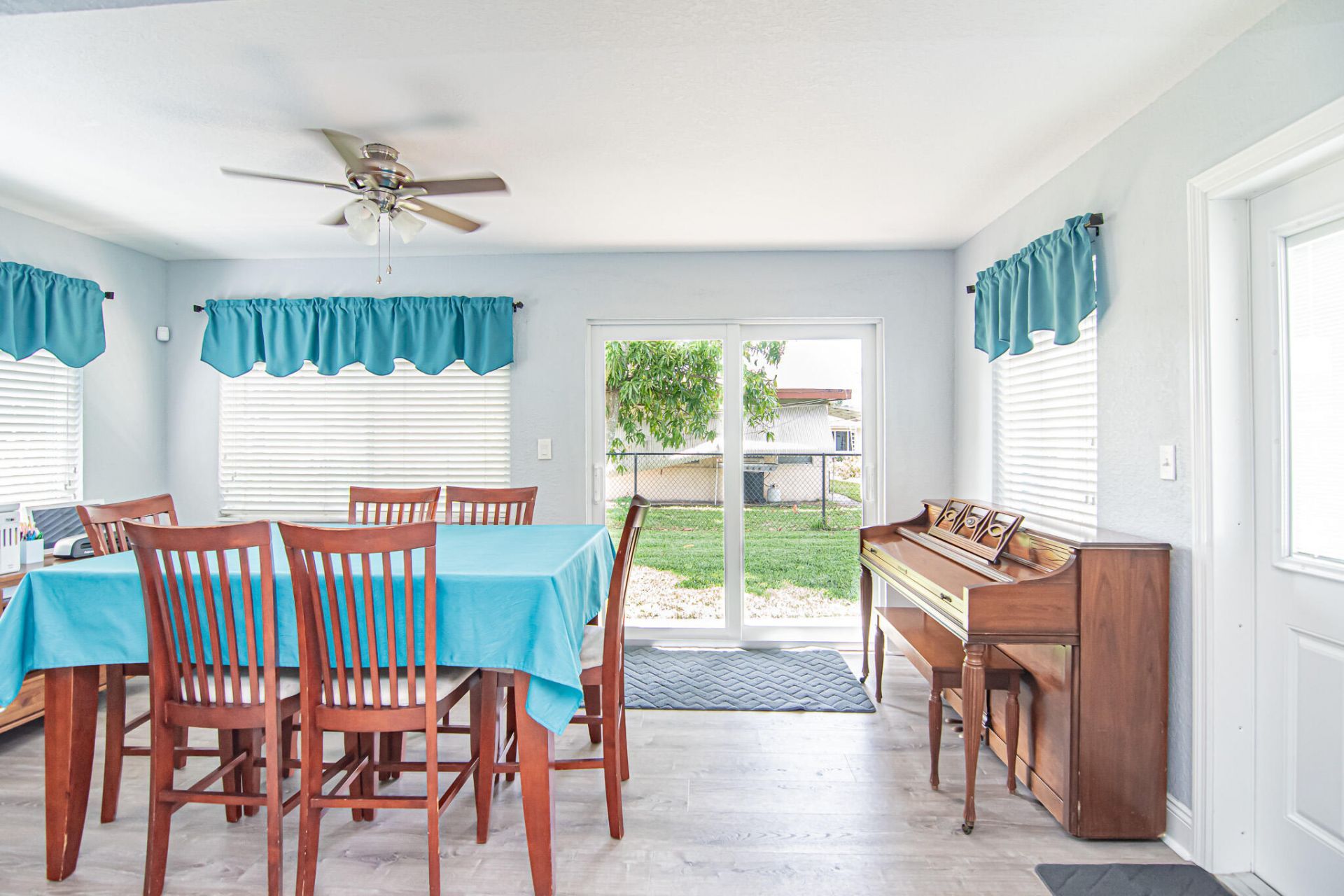 5711 NW 48th Avenue, Tamarac, FL 33319 Photo