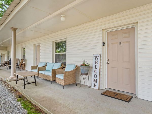 22244 N Highway 281 , Lead Hill, AR 72644