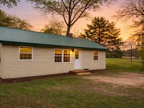 7756 E Roller Ridge, Seligman, MO 65745