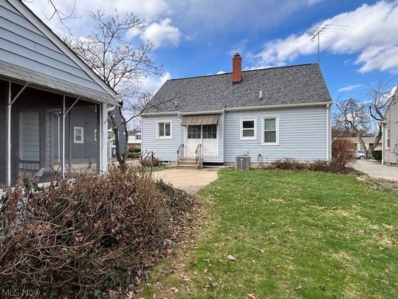 1606 Fairfax Road, Akron, OH 44313 Photo 3