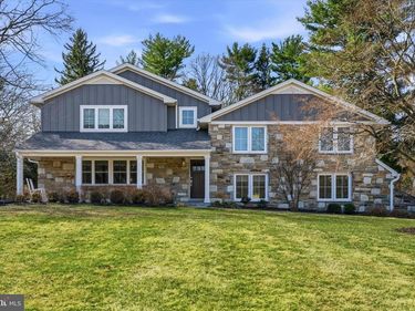 420 FAWN HILL LANE, PENN VALLEY, PA 19072