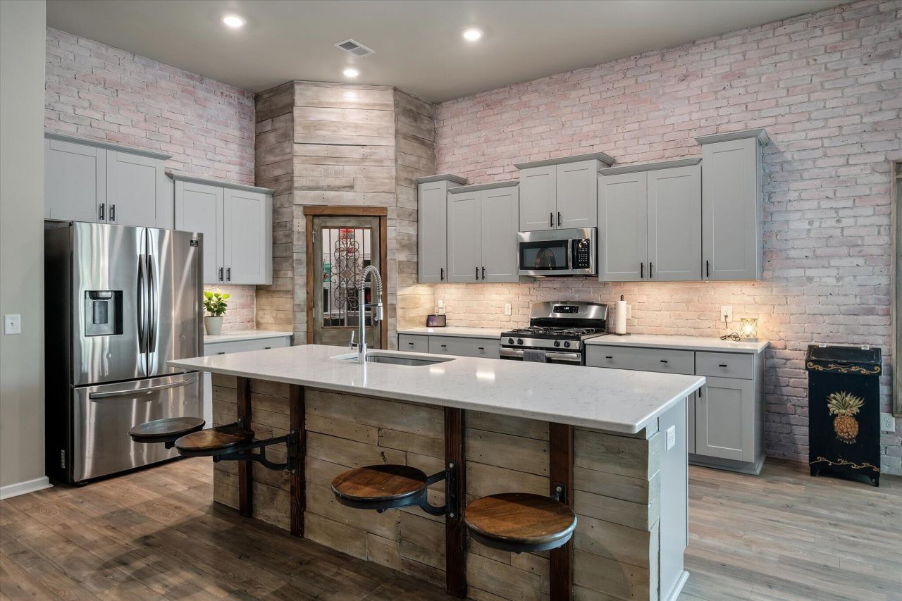 226 Garden Lily Lane Photo 11