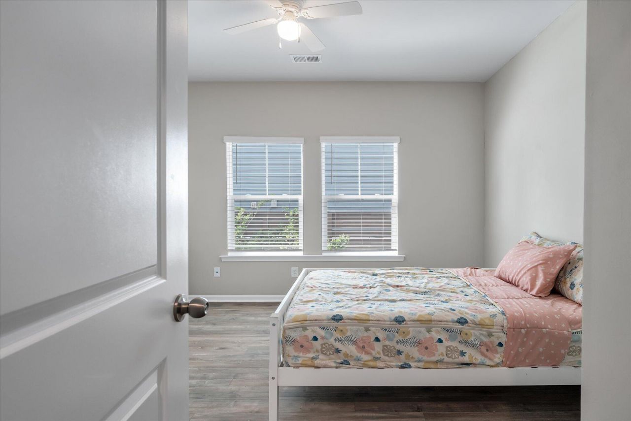 226 Garden Lily Lane Photo 23