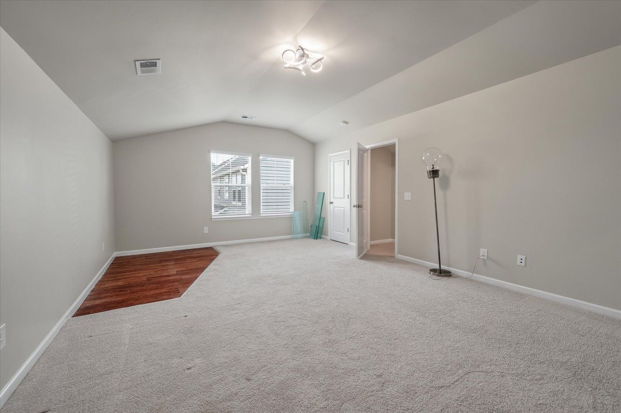 226 Garden Lily Lane Photo 31