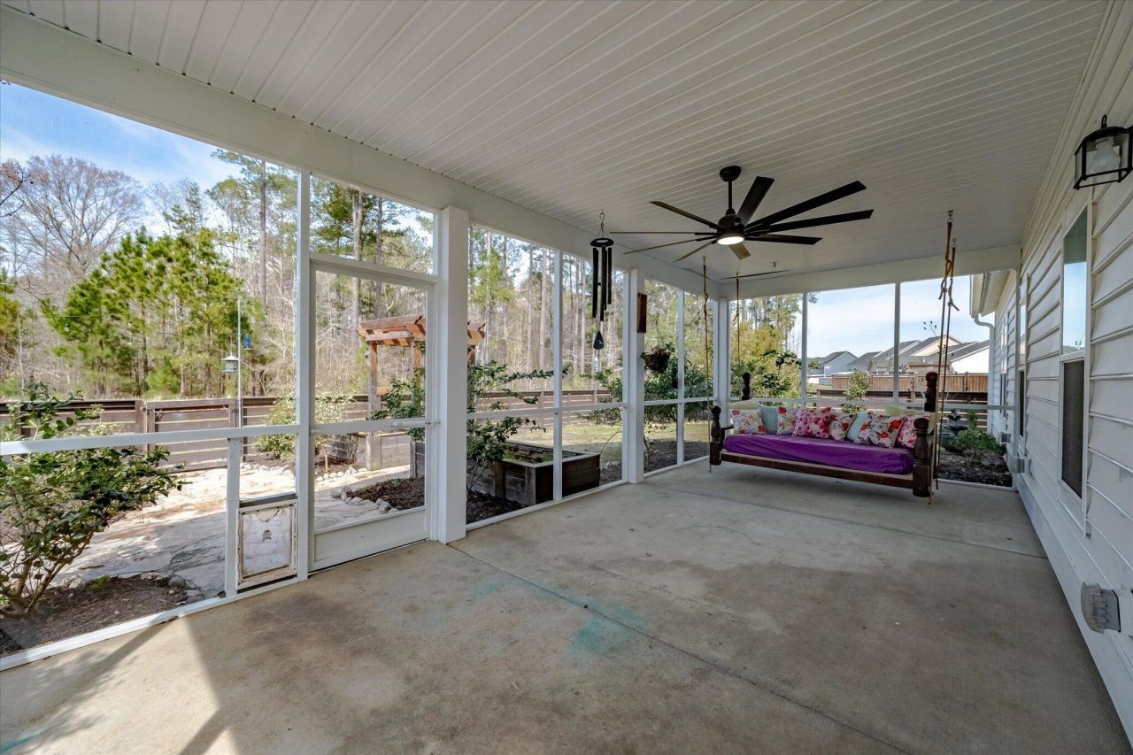 226 Garden Lily Lane Photo 32