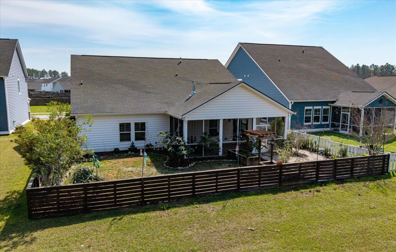 226 Garden Lily Lane Photo 37