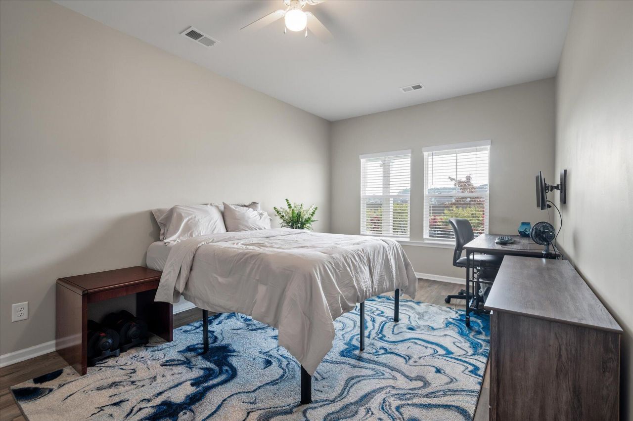 226 Garden Lily Lane Photo 7