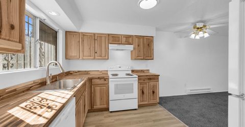 577 Smithridge Park, Reno, NV 89502 Photo