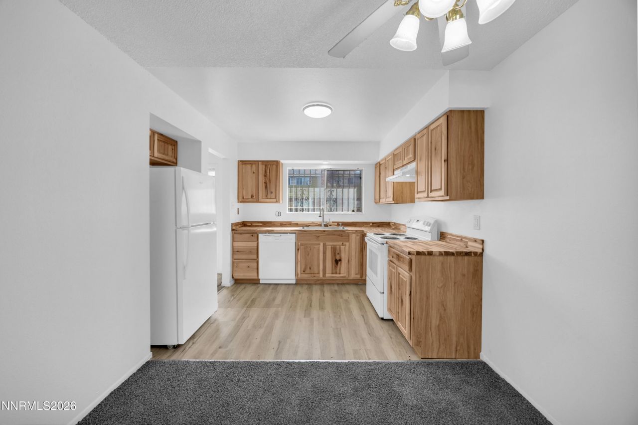 577 Smithridge Park, Reno, NV 89502 Photo