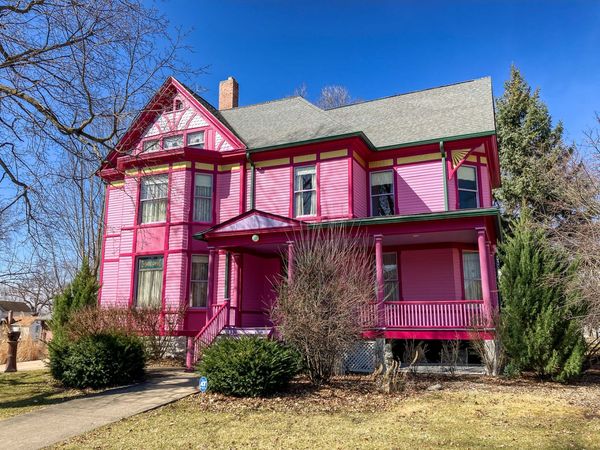 301 S Genesee Street , Morrison, IL 61270