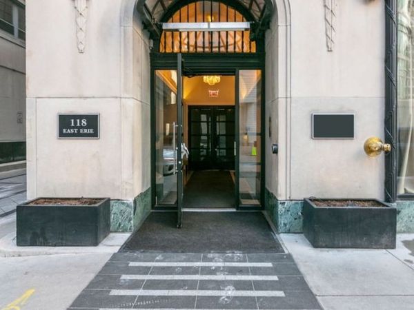 118 E Erie Street, Unit 25D, Chicago, IL 60611