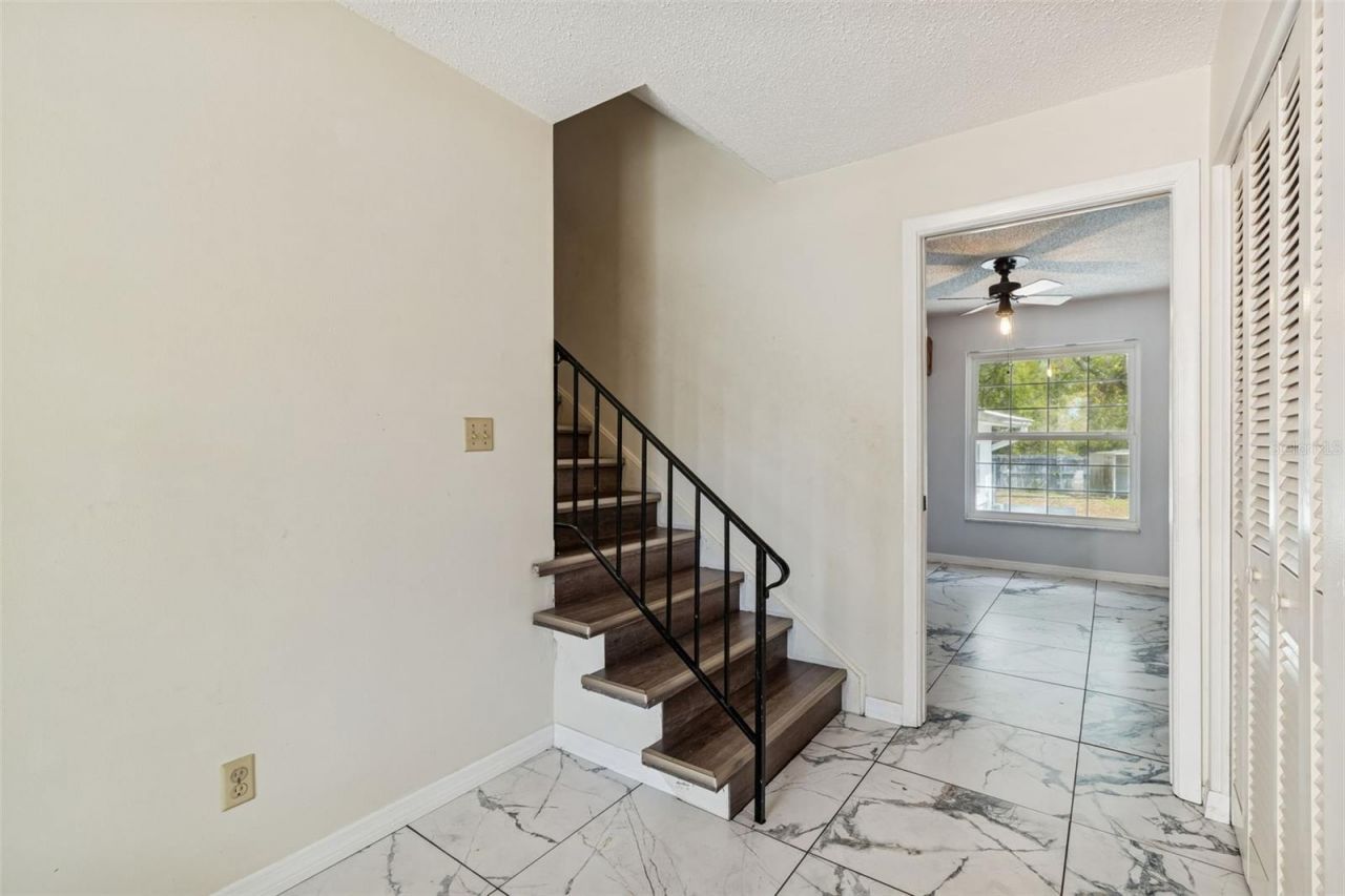 2027 Park Street N, Saint Petersburg, FL 33710 Photo