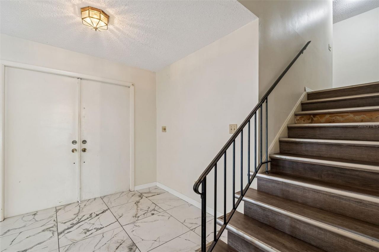 2027 Park Street N, Saint Petersburg, FL 33710 Photo