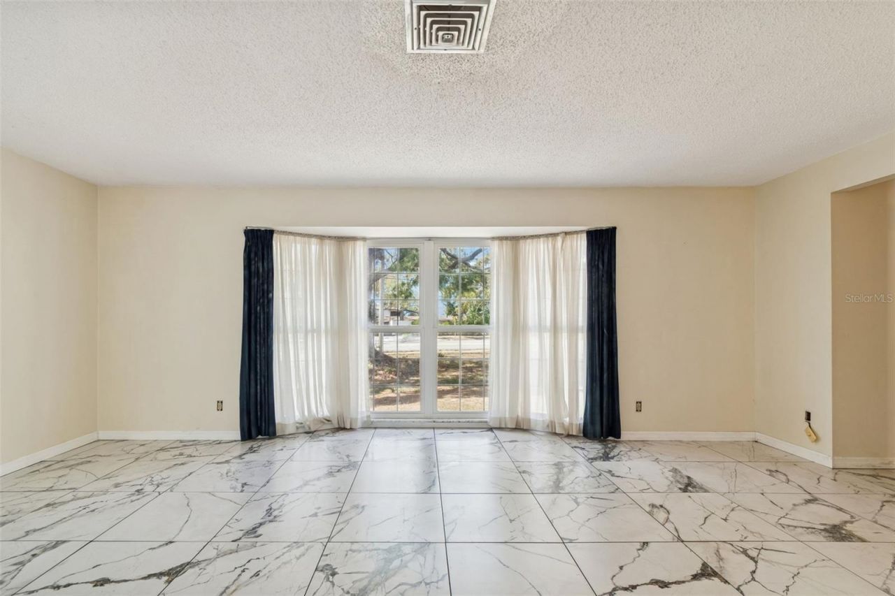 2027 Park Street N, Saint Petersburg, FL 33710 Photo