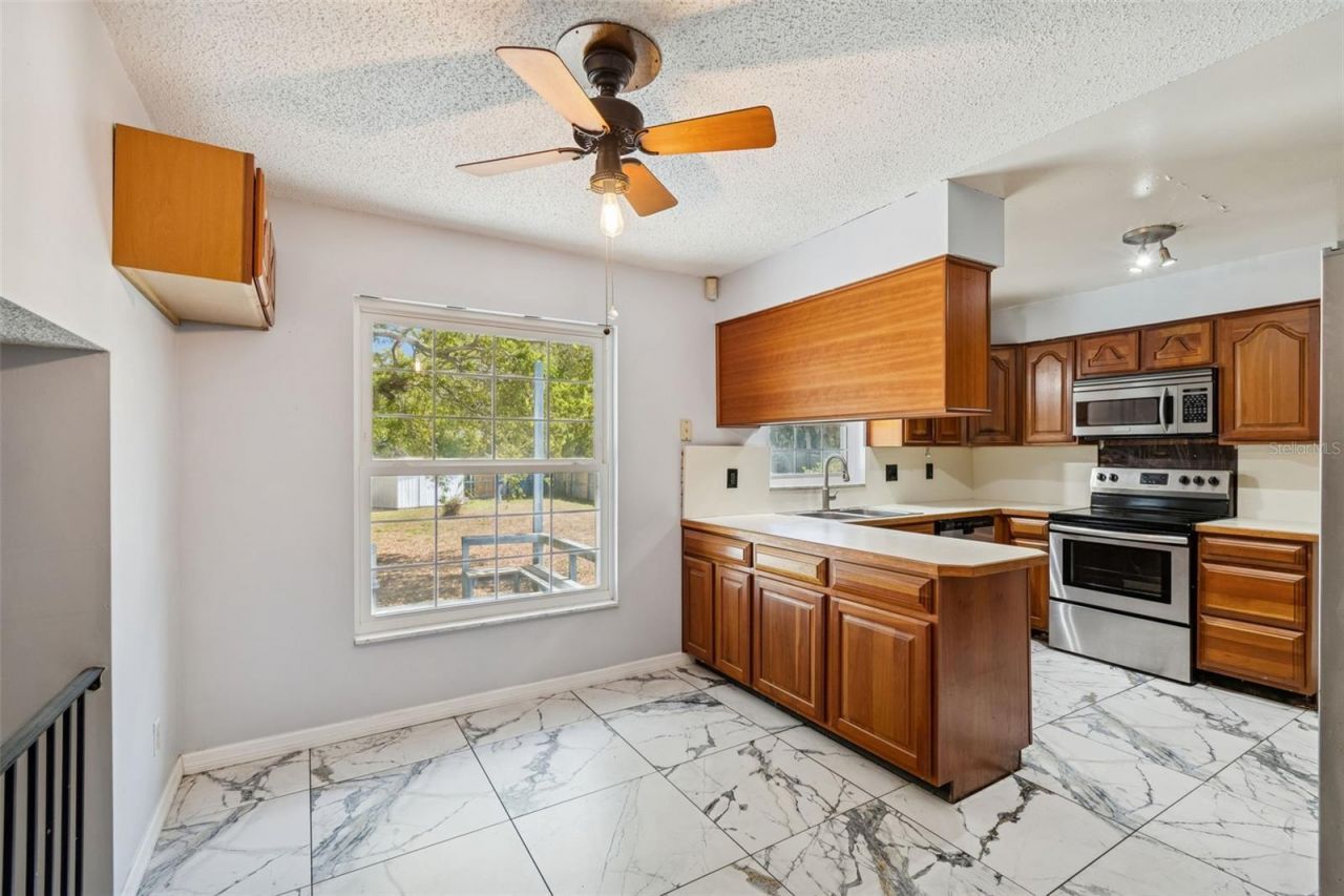 2027 Park Street N, Saint Petersburg, FL 33710 Photo