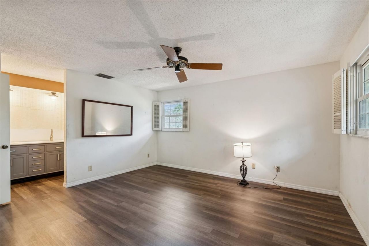 2027 Park Street N, Saint Petersburg, FL 33710 Photo