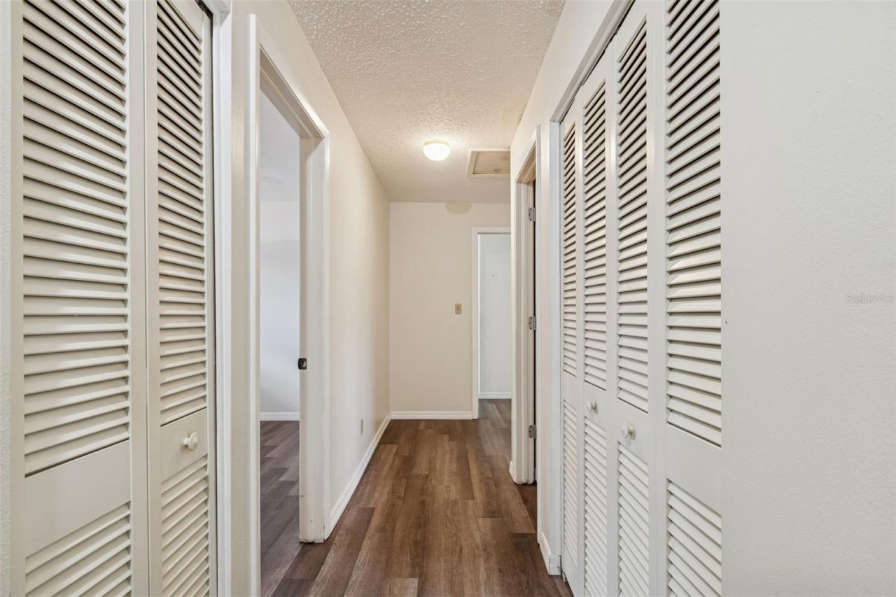 2027 Park Street N, Saint Petersburg, FL 33710 Photo