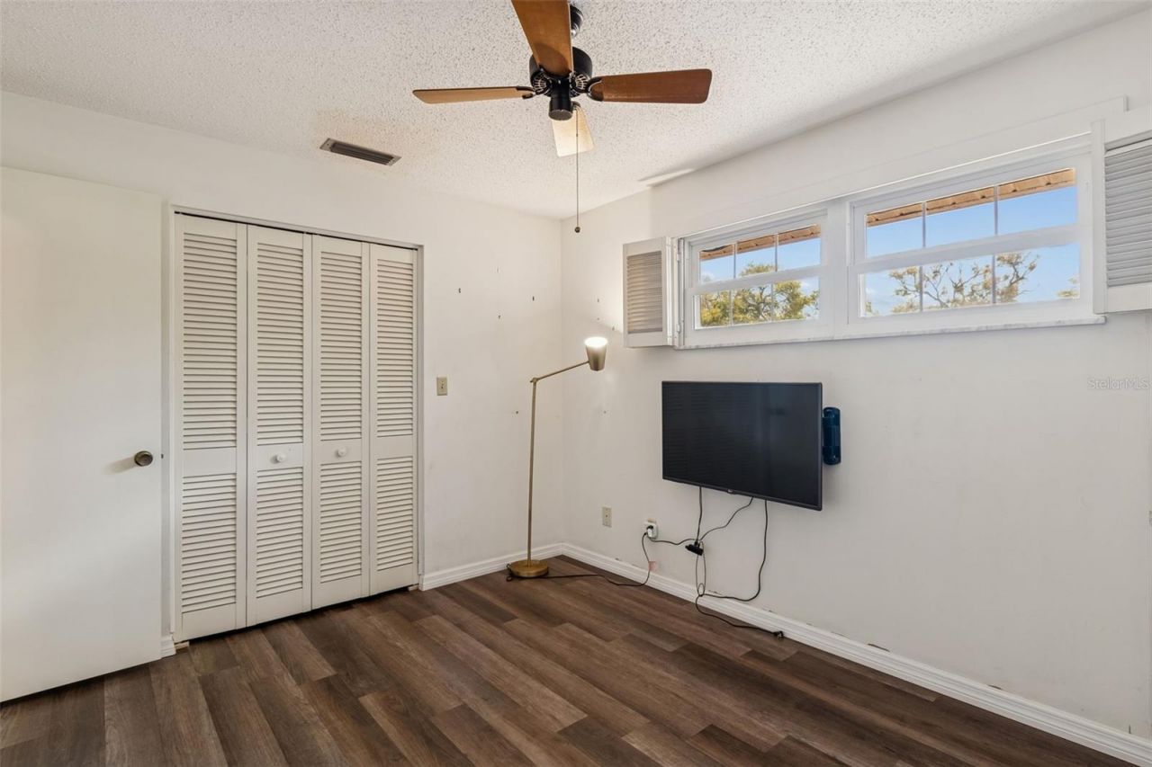 2027 Park Street N, Saint Petersburg, FL 33710 Photo