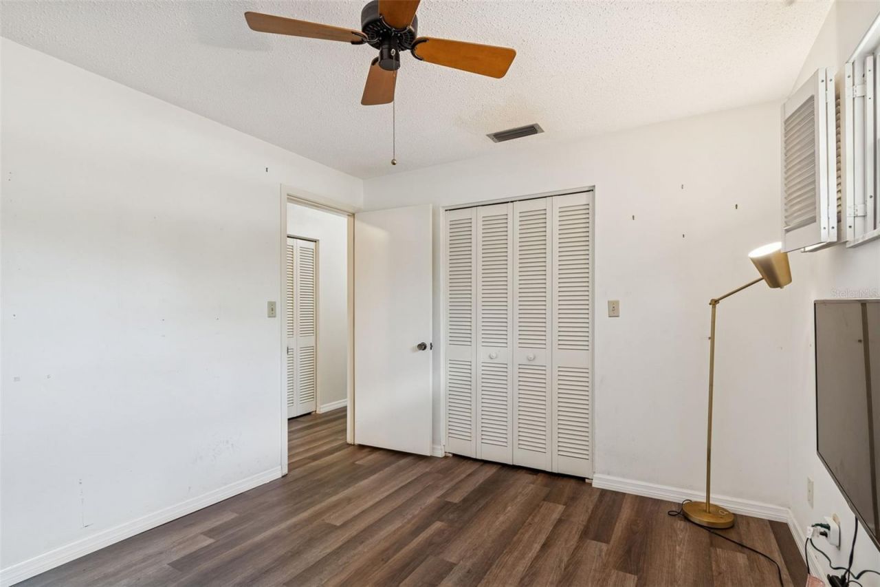 2027 Park Street N, Saint Petersburg, FL 33710 Photo