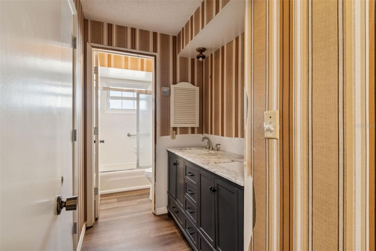 2027 Park Street N, Saint Petersburg, FL 33710 Photo