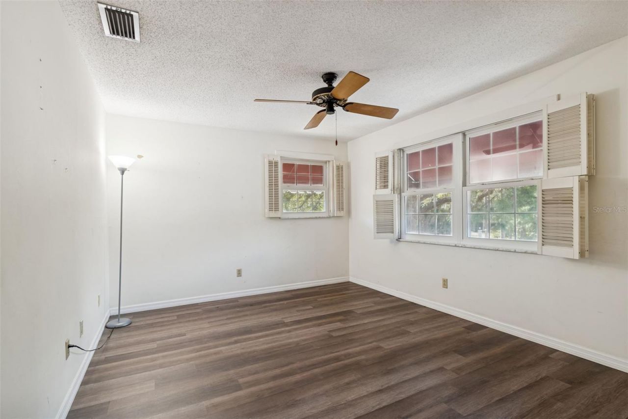 2027 Park Street N, Saint Petersburg, FL 33710 Photo