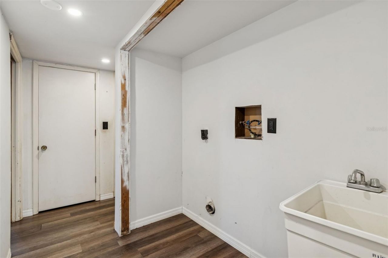 2027 Park Street N, Saint Petersburg, FL 33710 Photo