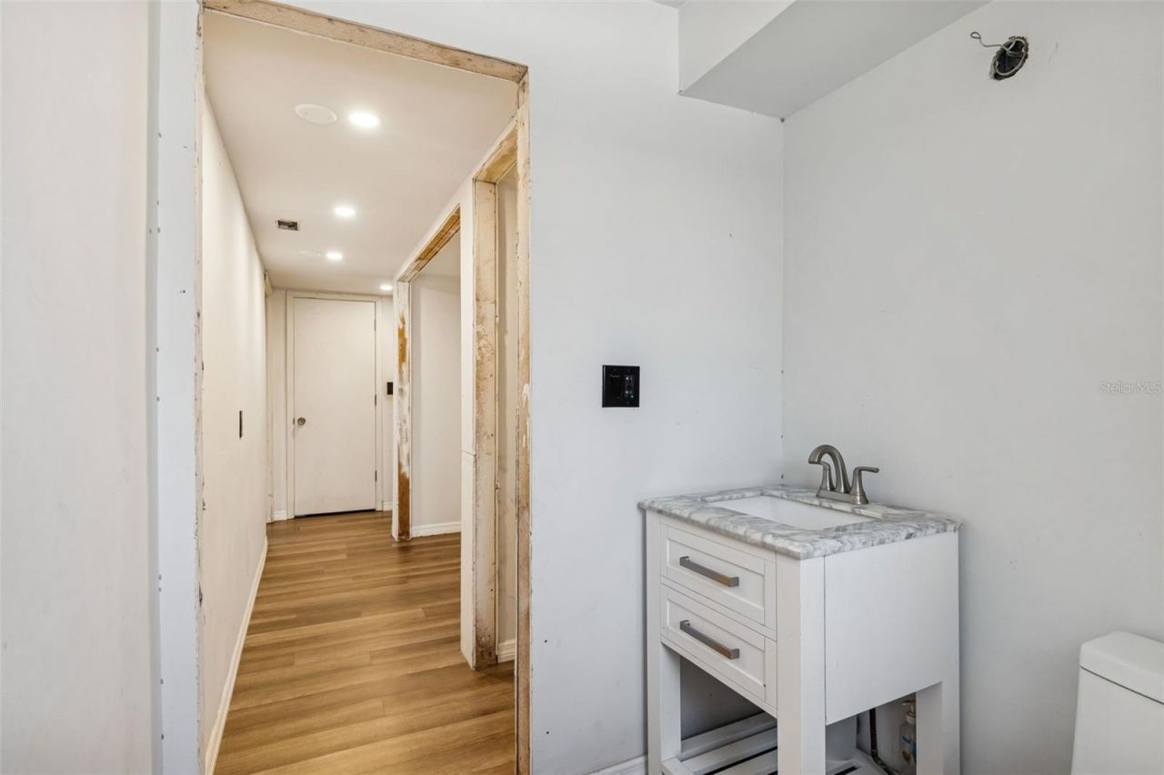 2027 Park Street N, Saint Petersburg, FL 33710 Photo