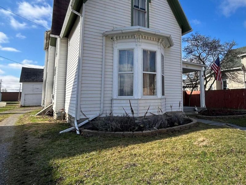 511 E 5th Street, Marysville, OH 43040 Photo 2