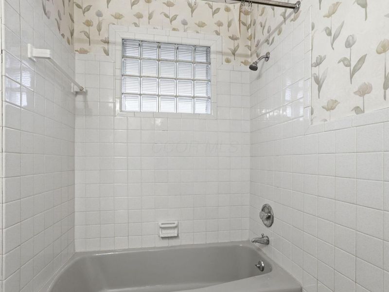 102 E Gambier Street, Mount Vernon, OH 43050 Photo 18