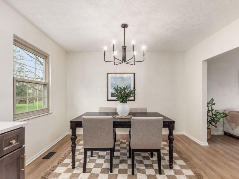 3873 Tweedsmuir Drive, Columbus, OH 43221 Photo 14